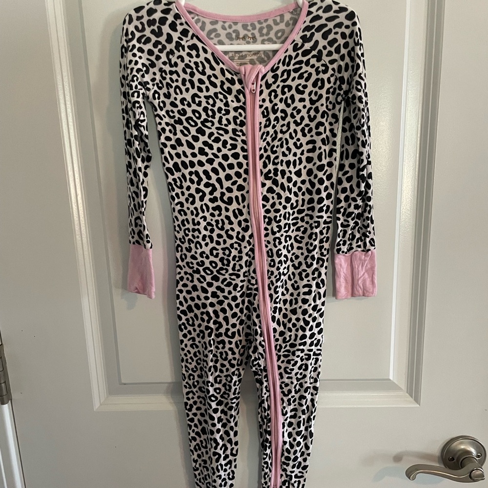Little Sleepies Snow Leopard convertible zippy size 18-24m